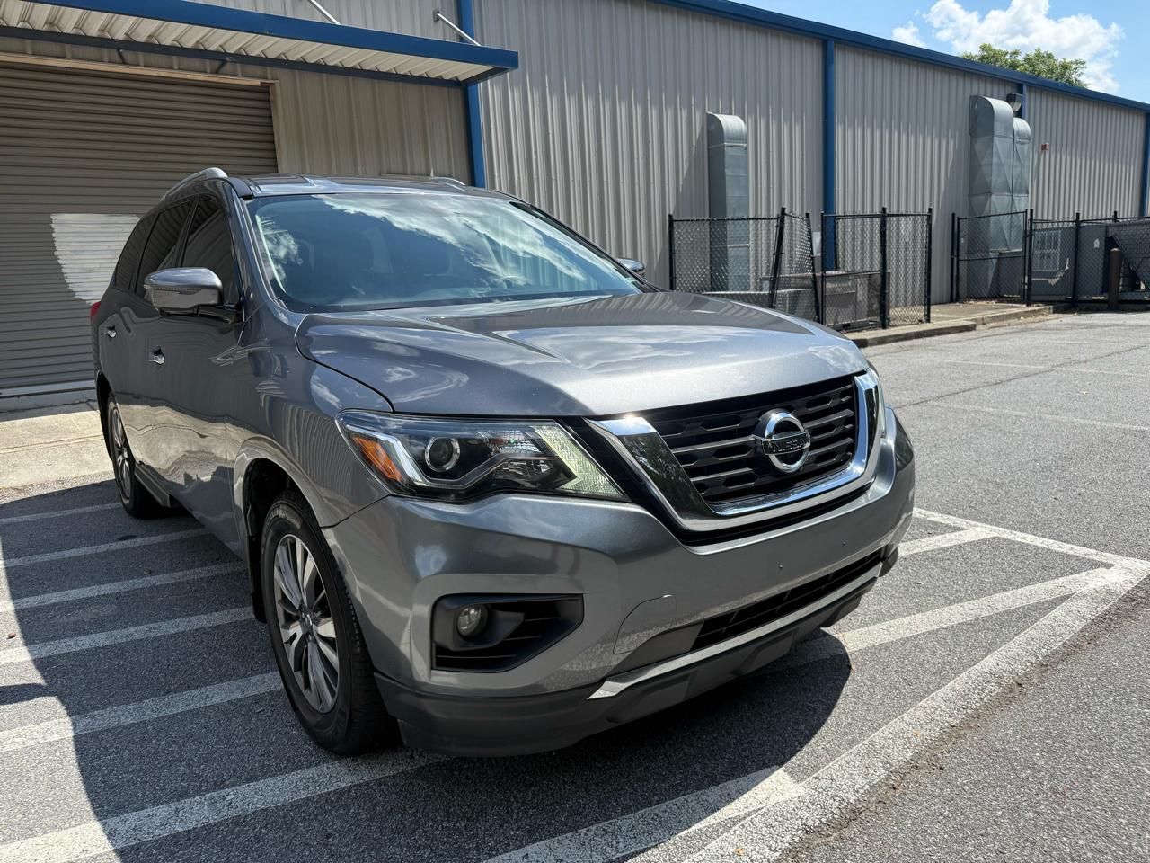 Nissan Pathfinder SL 4WD 2017