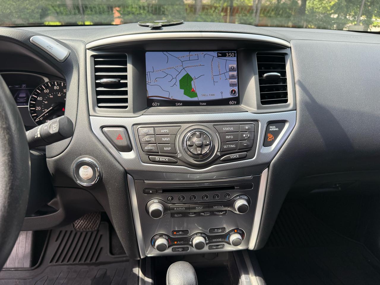 Nissan Pathfinder SL 4WD 2017