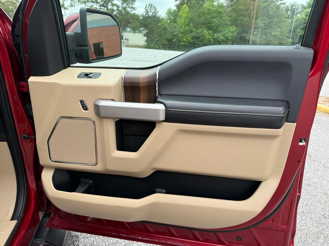Ford F-150 Lariat SuperCrew 6.5-ft. Bed 4WD 2015