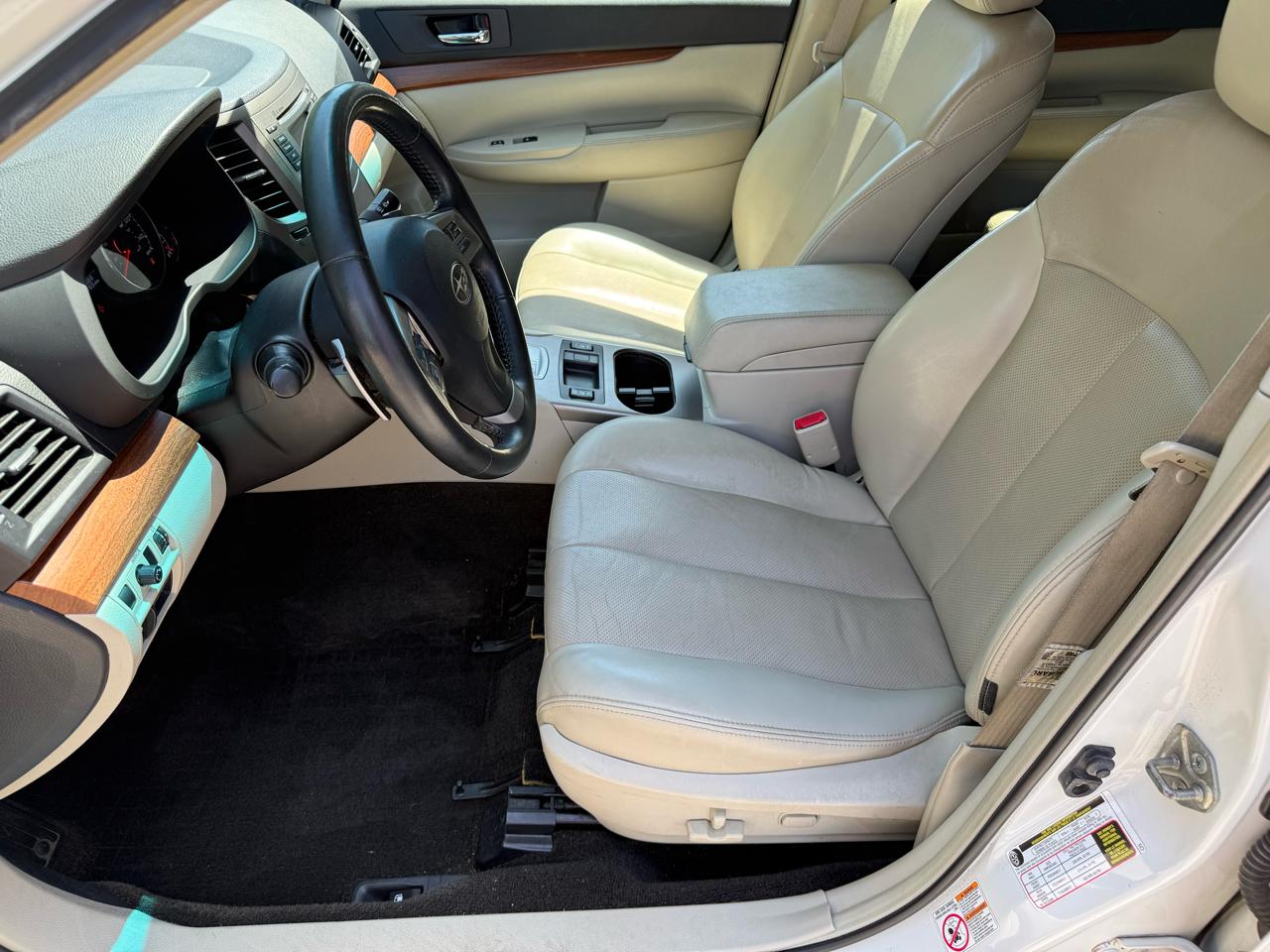 Subaru Outback 2.5i Limited 2014