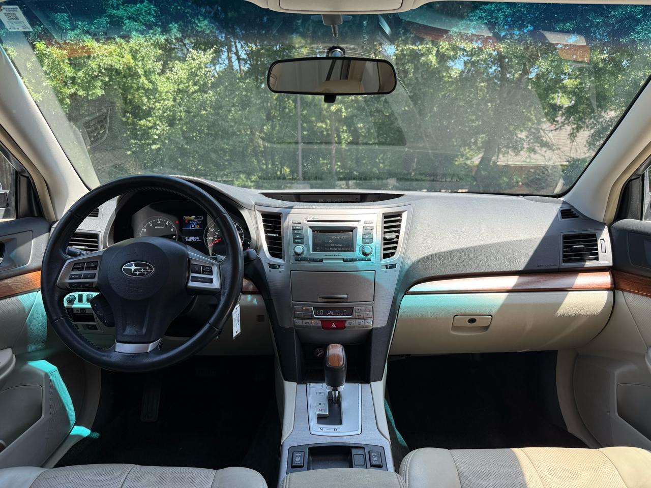 Subaru Outback 2.5i Limited 2014