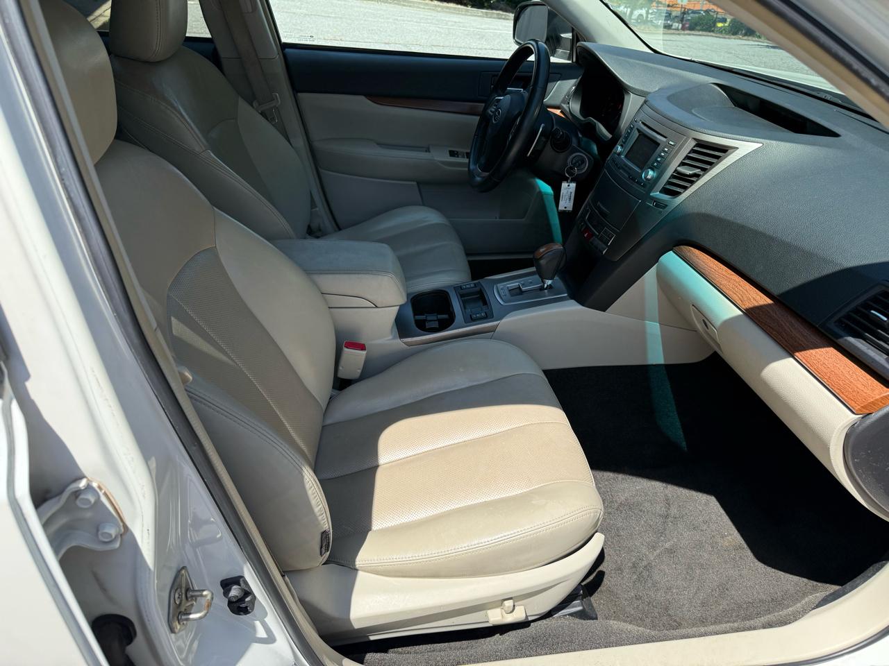 Subaru Outback 2.5i Limited 2014