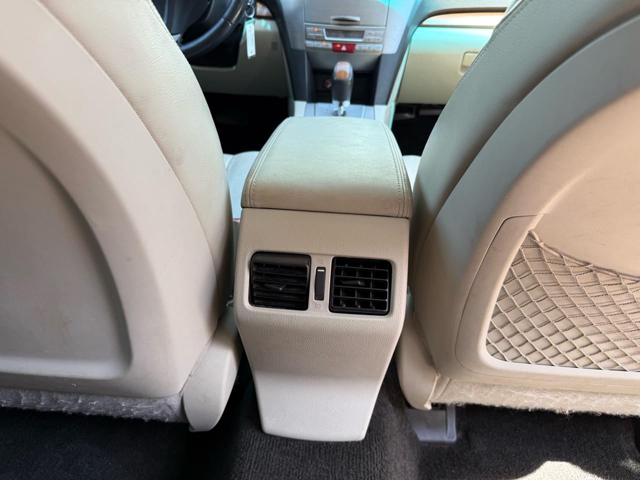 Subaru Outback 2.5i Limited 2014