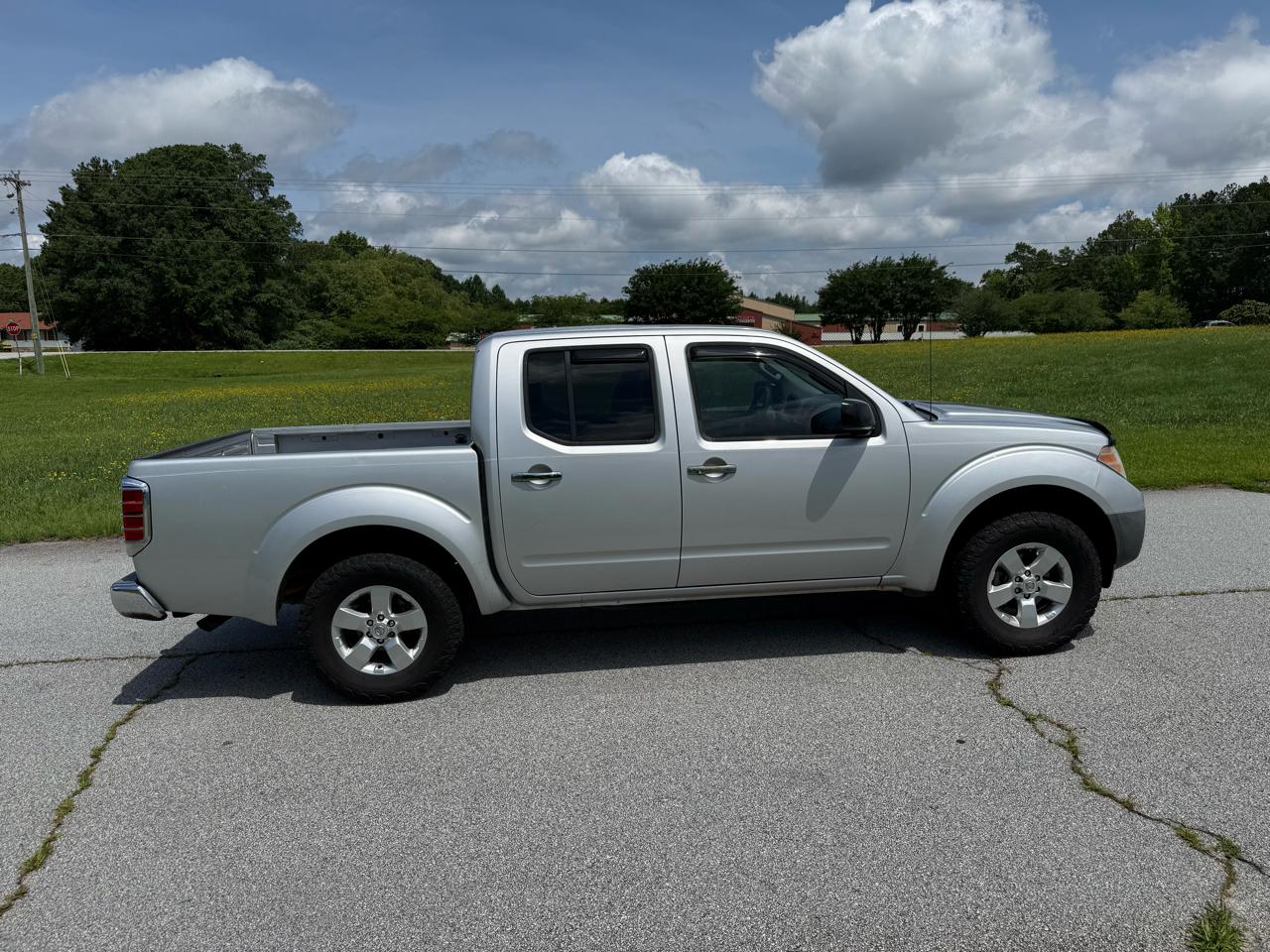 Nissan Frontier S Crew Cab 2WD 2012
