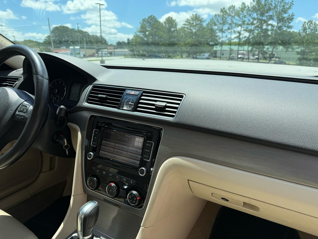 Volkswagen Passat  2014