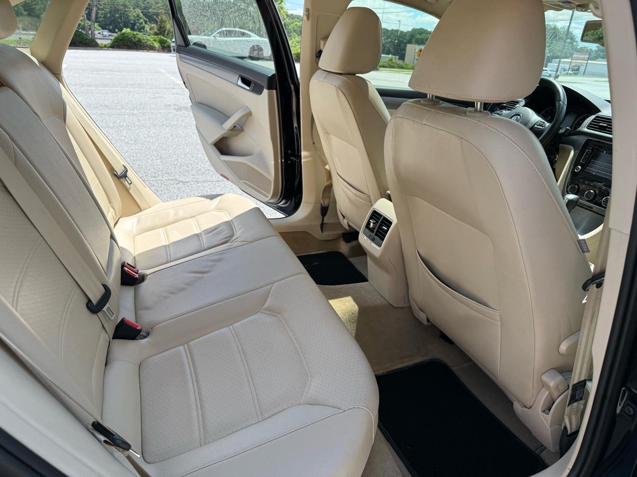 Volkswagen Passat  2014