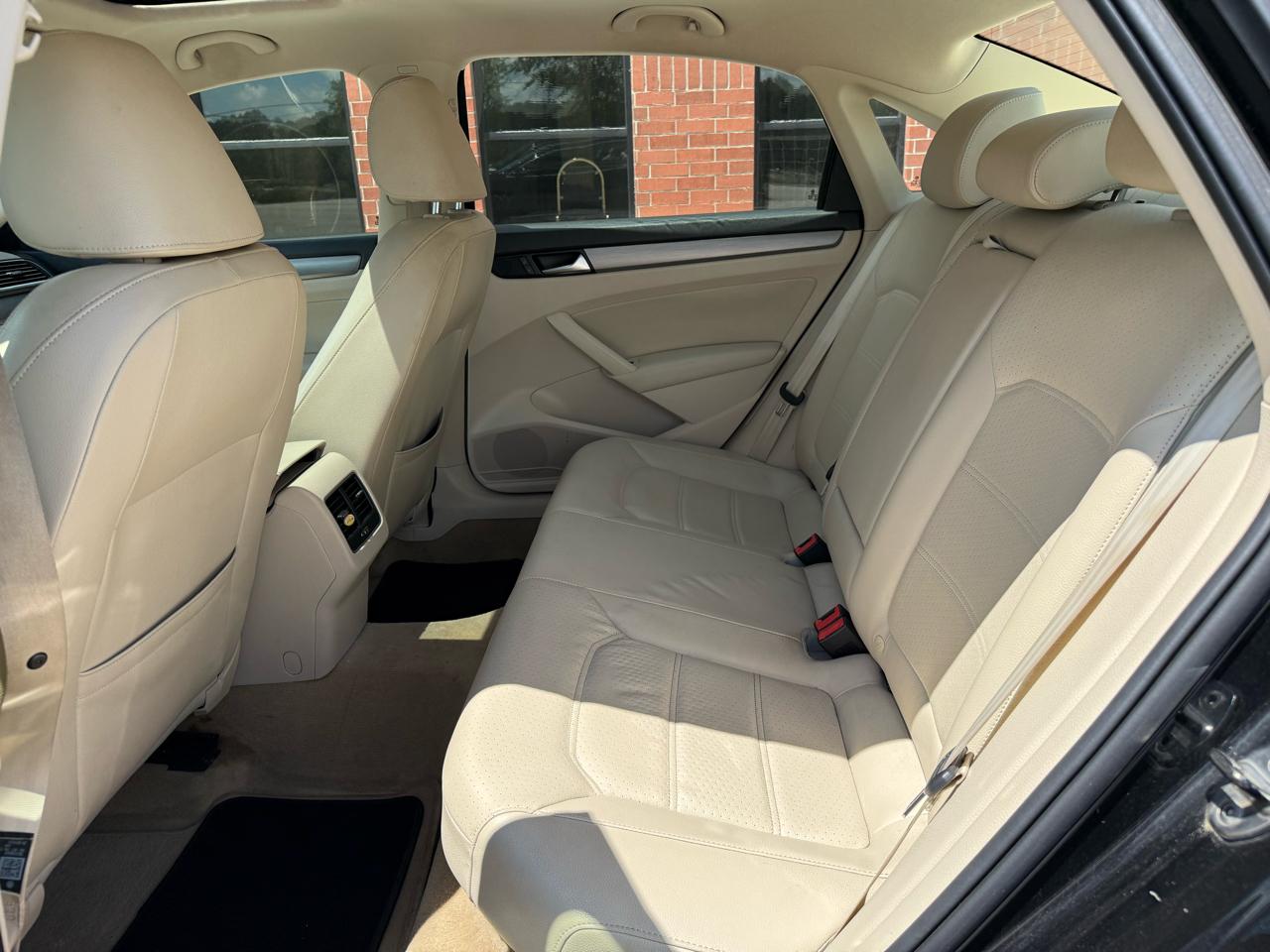 Volkswagen Passat  2014