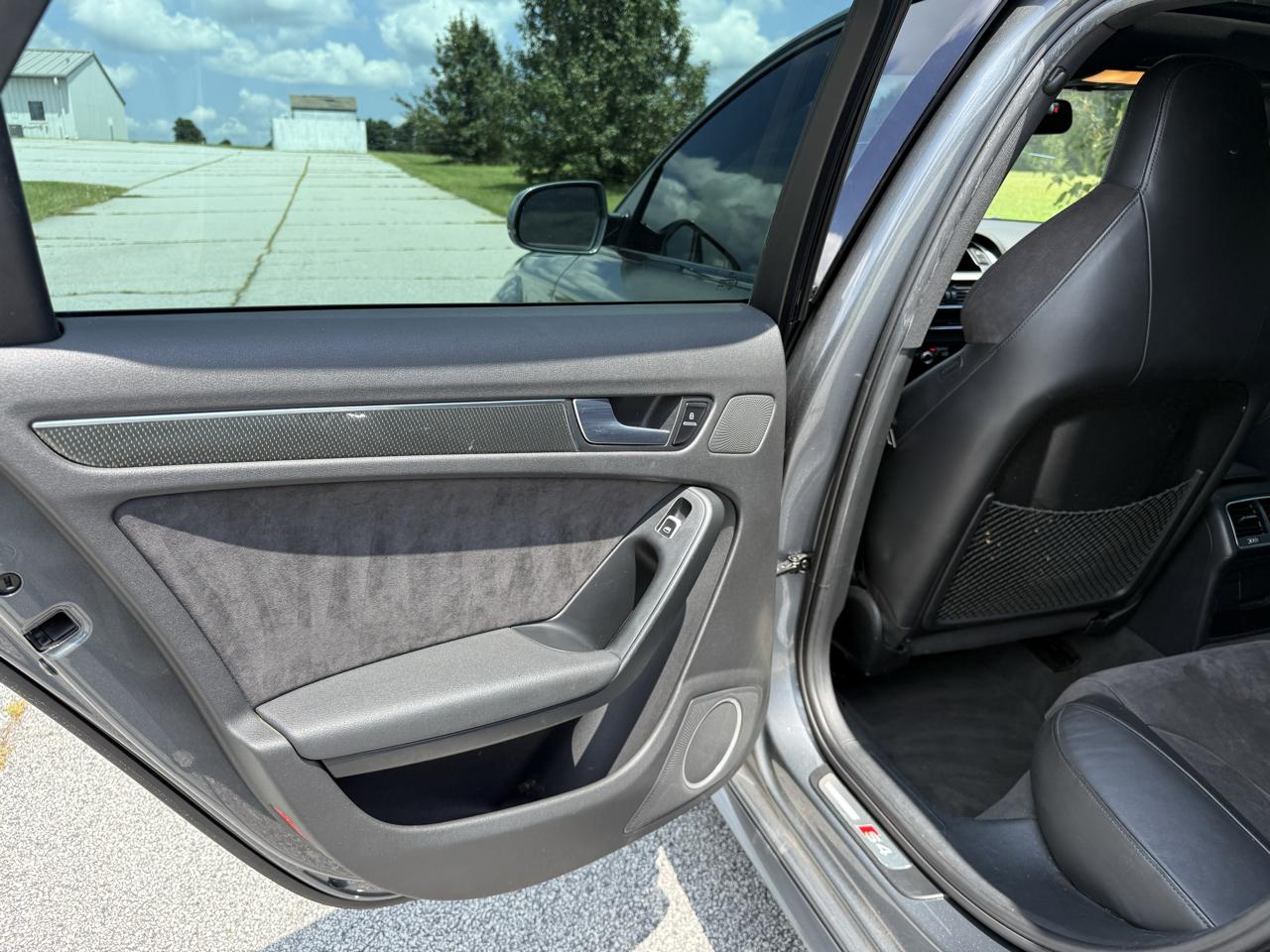 Audi S4 Sedan quattro S tronic 2014