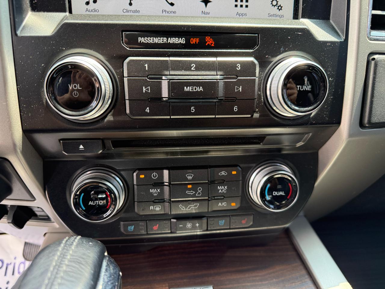 Ford F-150 Lariat SuperCrew 6.5-ft. Bed 4WD 2017