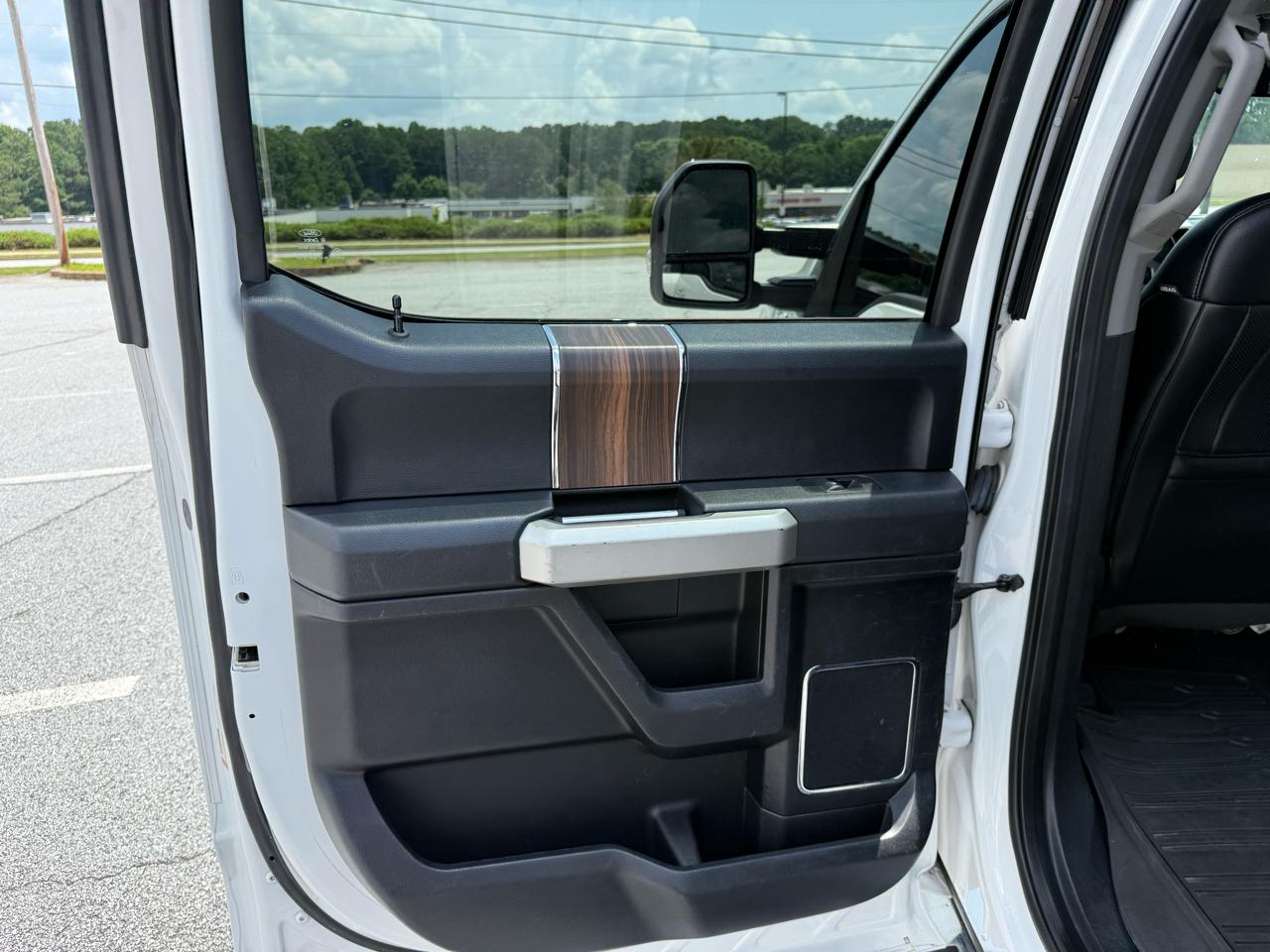 Ford F-150 Lariat SuperCrew 6.5-ft. Bed 4WD 2017