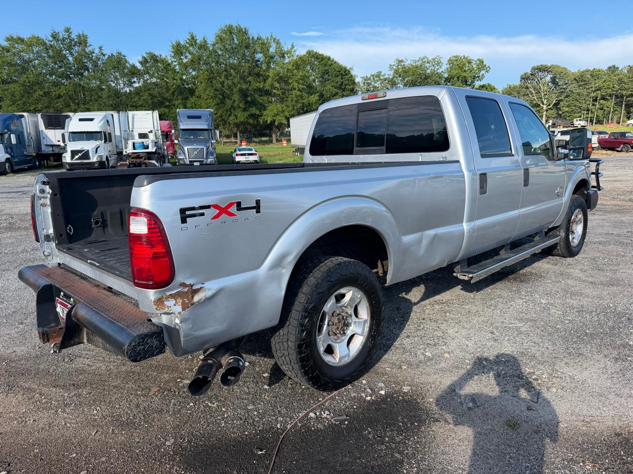 Ford F-250 SD XLT Crew Cab 4WD 2011