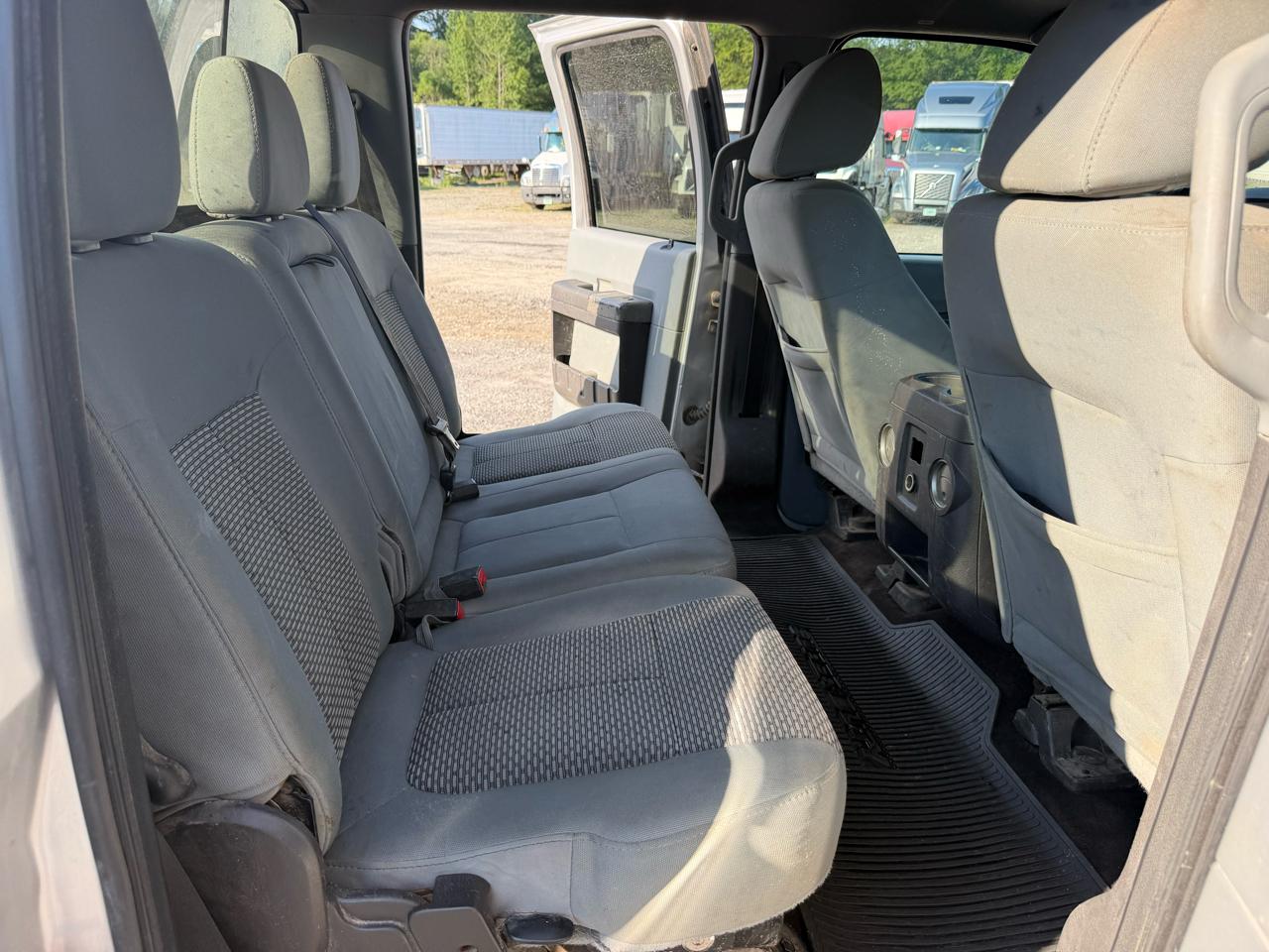 Ford F-250 SD XLT Crew Cab 4WD 2011