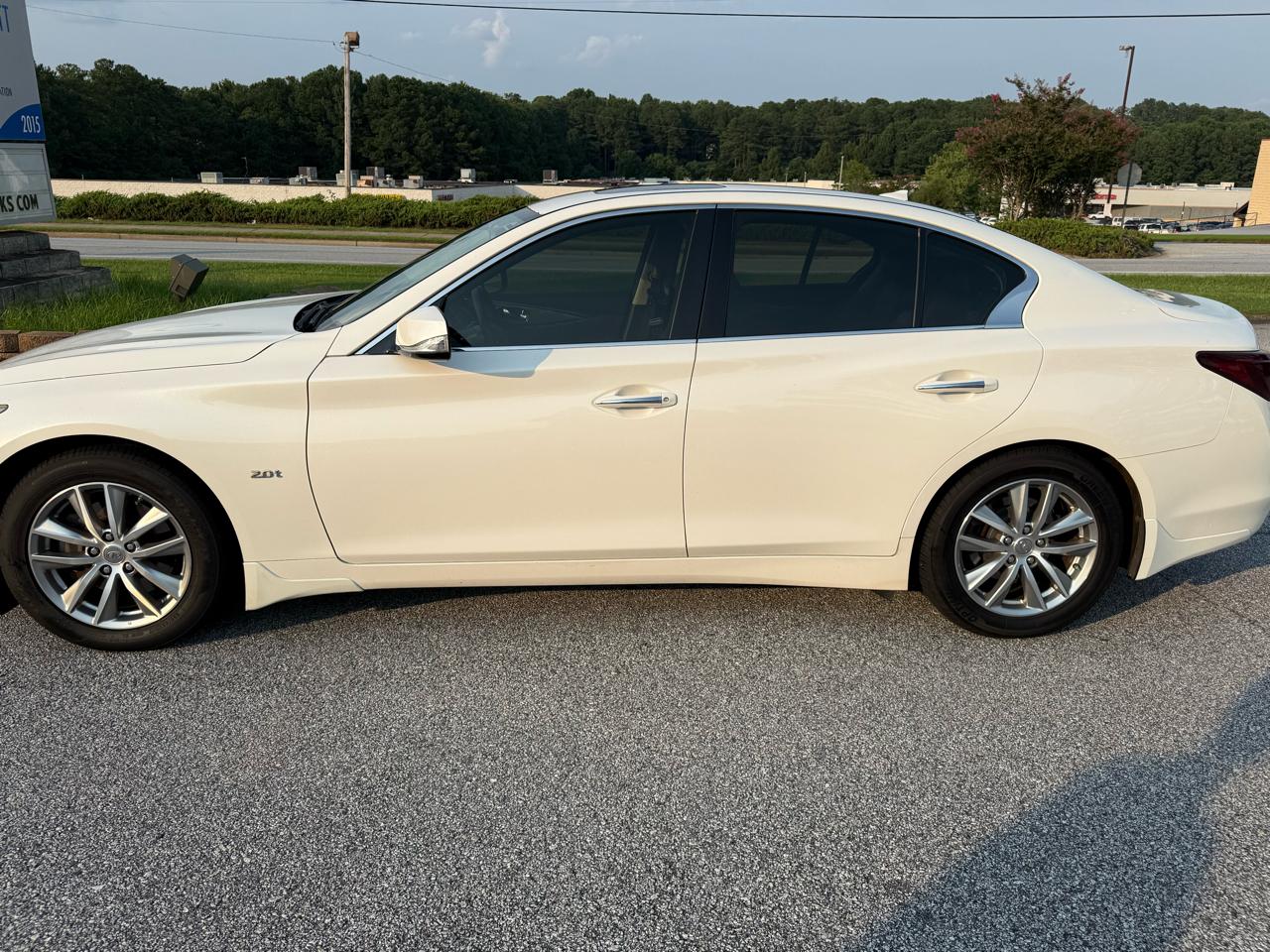 Infiniti Q50 2.0t AWD 2017