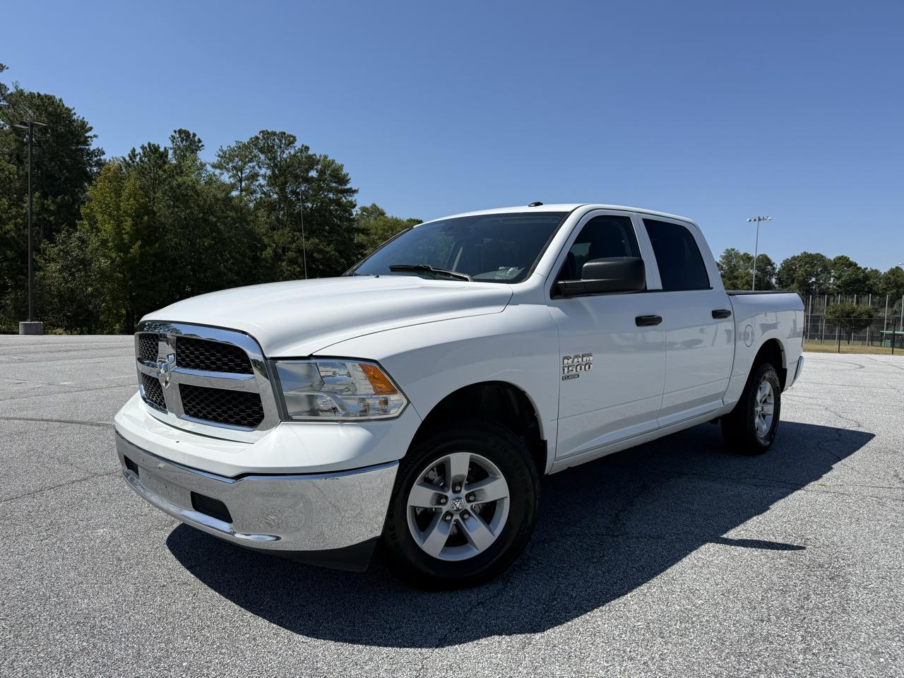RAM 1500 Classic Tradesman Crew Cab SWB 4WD 2019
