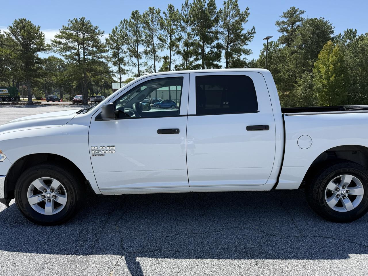 RAM 1500 Classic Tradesman Crew Cab SWB 4WD 2019