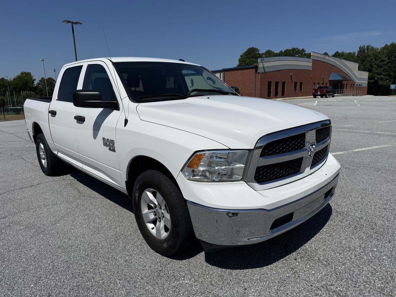 RAM 1500 Classic Tradesman Crew Cab SWB 4WD 2019