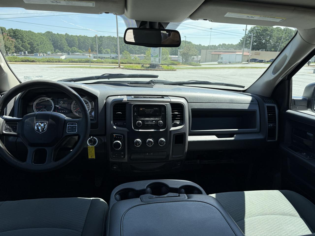 RAM 1500 Classic Tradesman Crew Cab SWB 4WD 2019