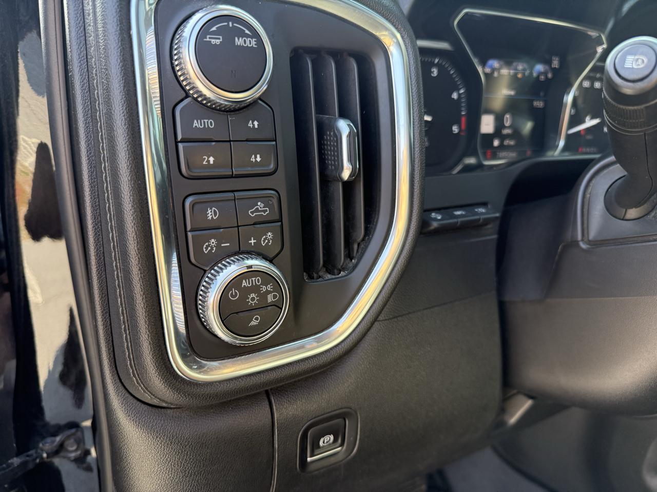 GMC Sierra 2500HD Denali Crew Cab 4WD SB 2022
