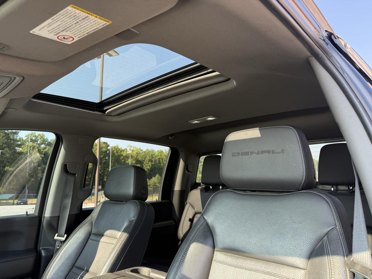 GMC Sierra 2500HD Denali Crew Cab 4WD SB 2022