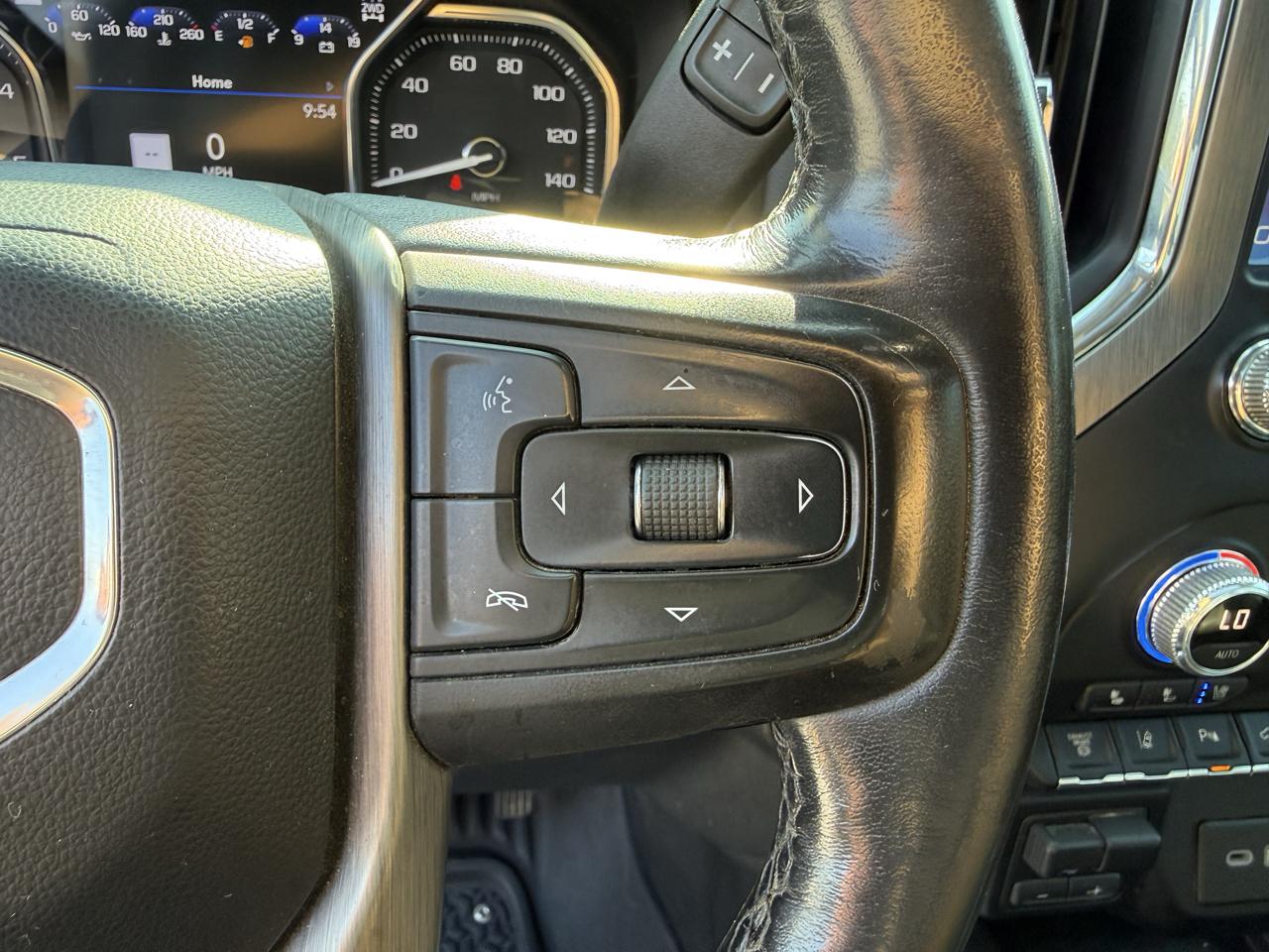 GMC Sierra 2500HD Denali Crew Cab 4WD SB 2022