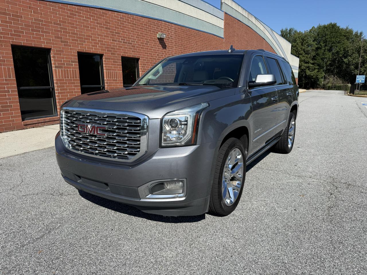 GMC Yukon Denali 4WD 2019
