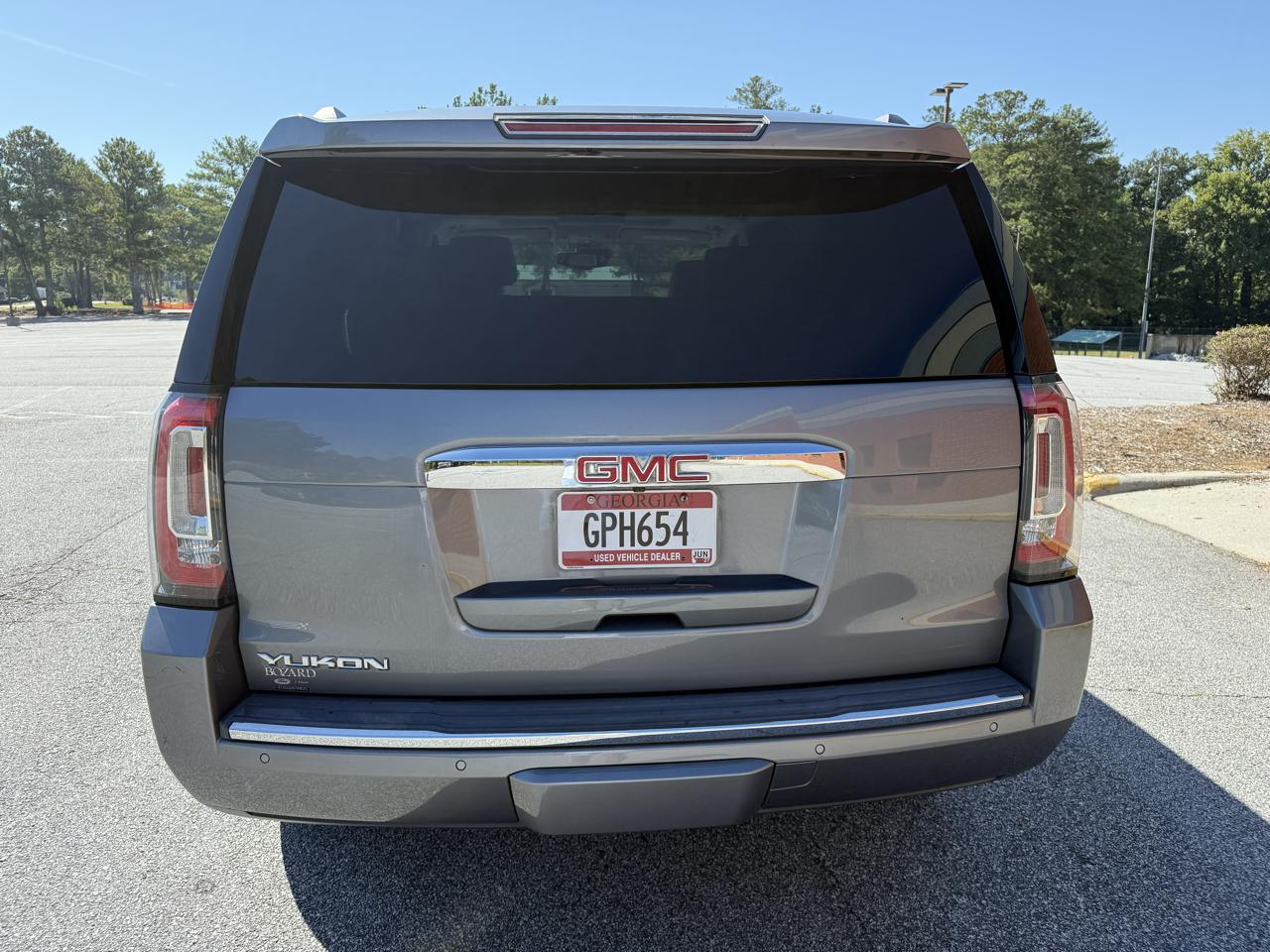 GMC Yukon Denali 4WD 2019