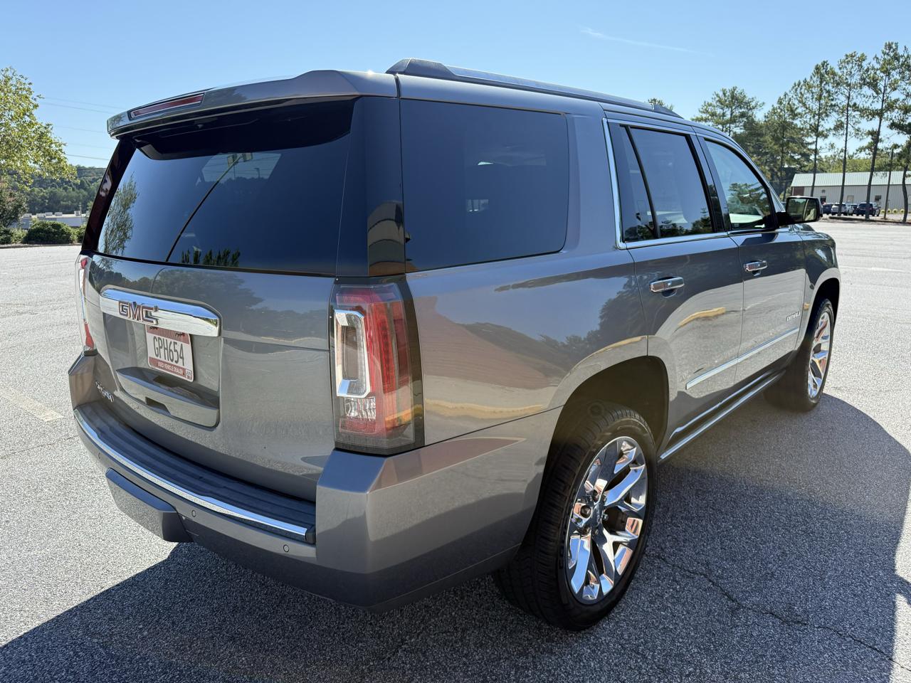 GMC Yukon Denali 4WD 2019