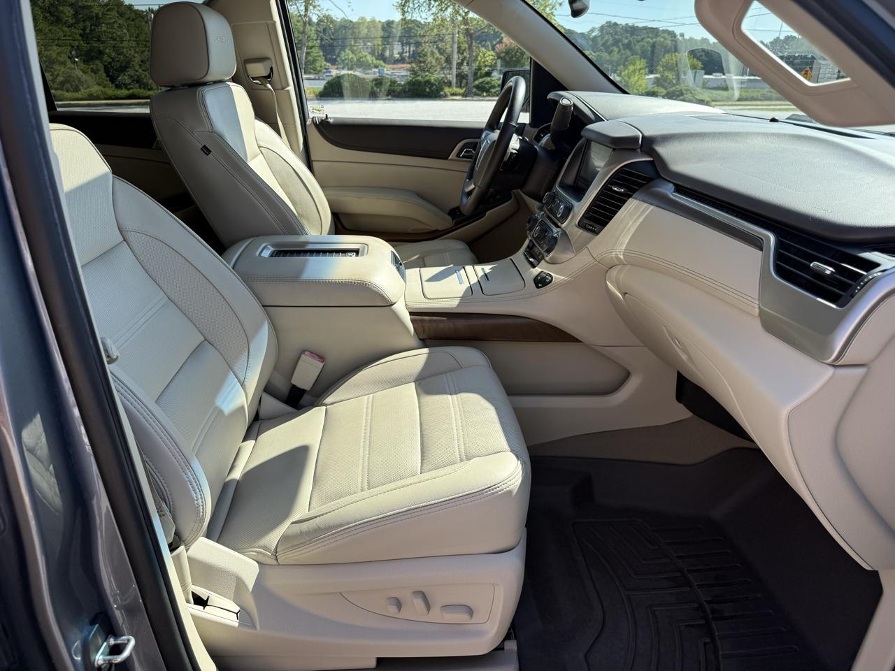 GMC Yukon Denali 4WD 2019