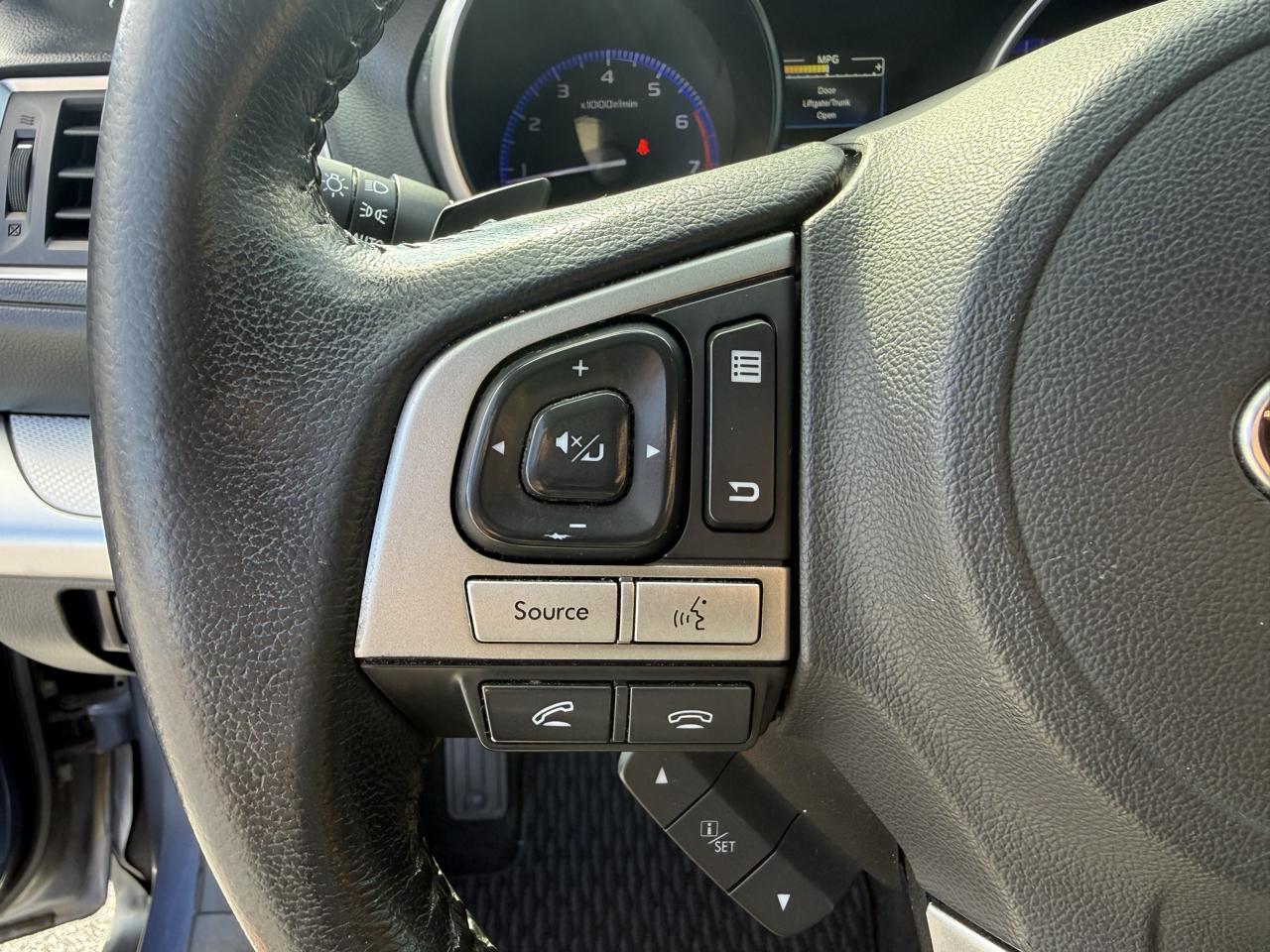 Subaru Outback 2.5i Premium 2015