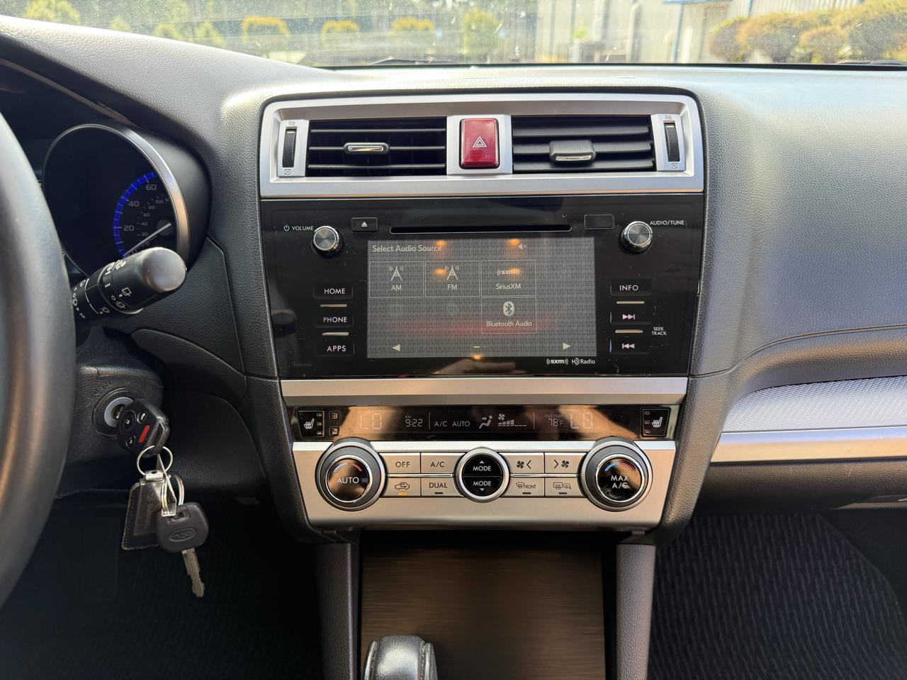 Subaru Outback 2.5i Premium 2015