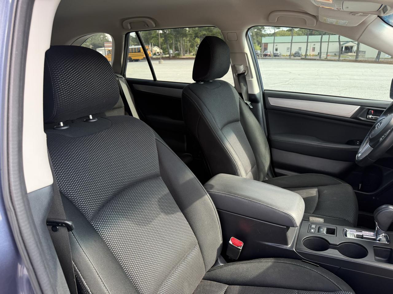 Subaru Outback 2.5i Premium 2015
