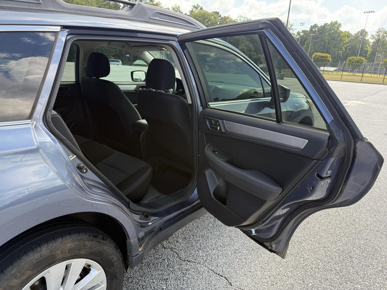 Subaru Outback 2.5i Premium 2015