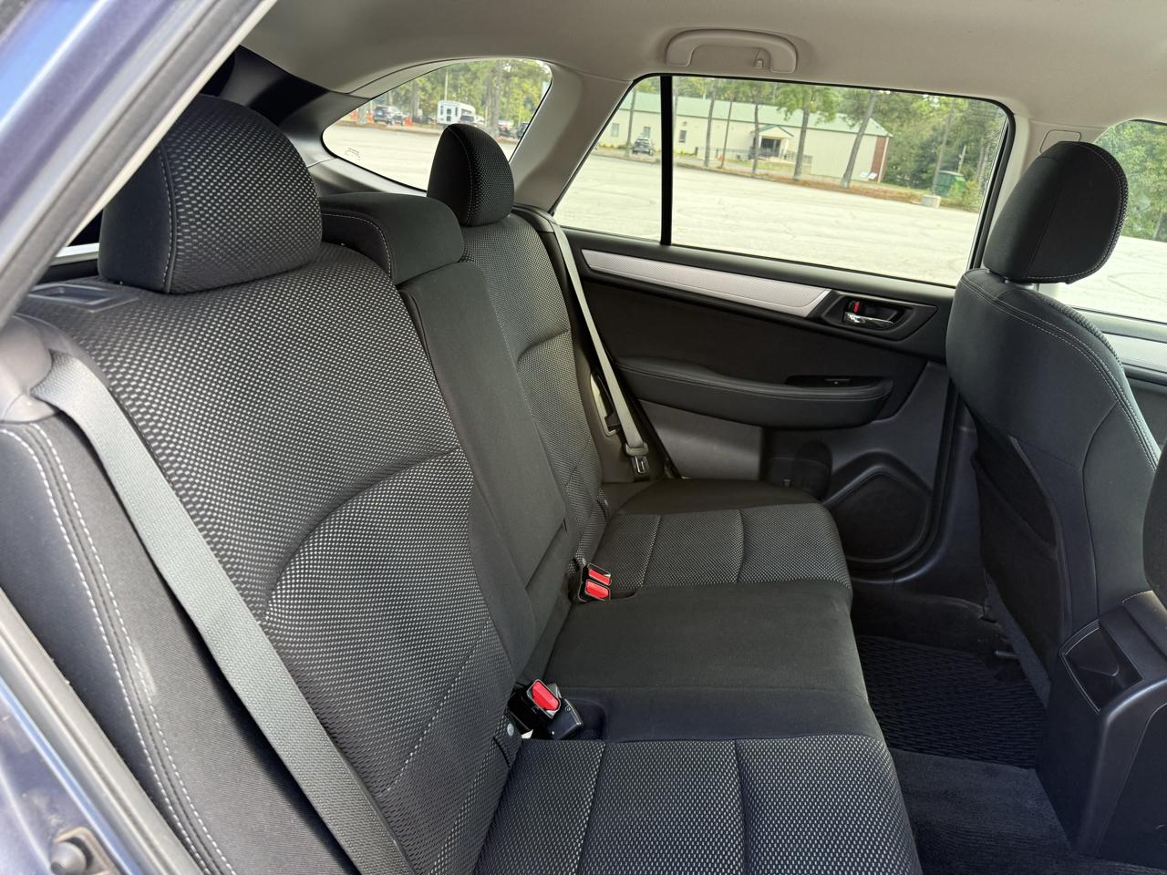 Subaru Outback 2.5i Premium 2015