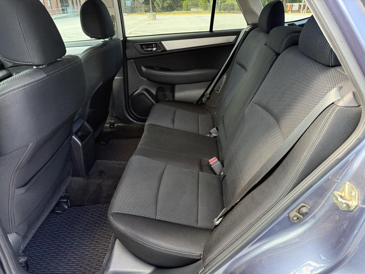 Subaru Outback 2.5i Premium 2015