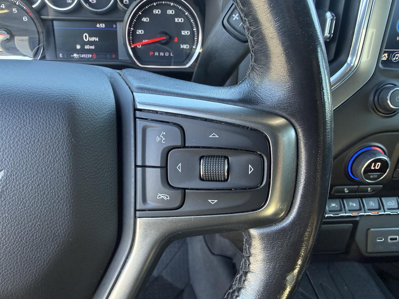 Chevrolet Silverado 1500 LT Crew Cab 2WD 2021