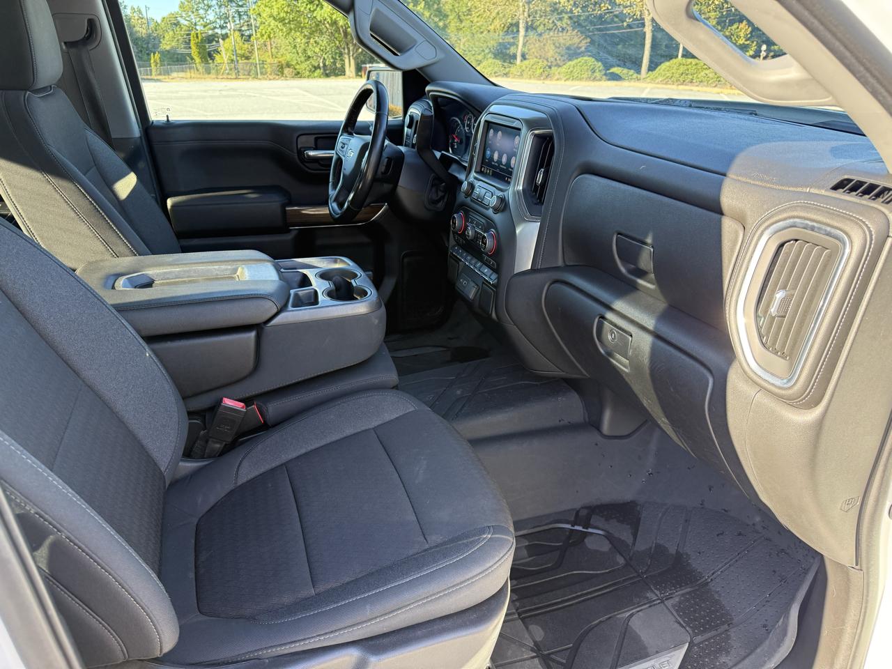 Chevrolet Silverado 1500 LT Crew Cab 2WD 2021