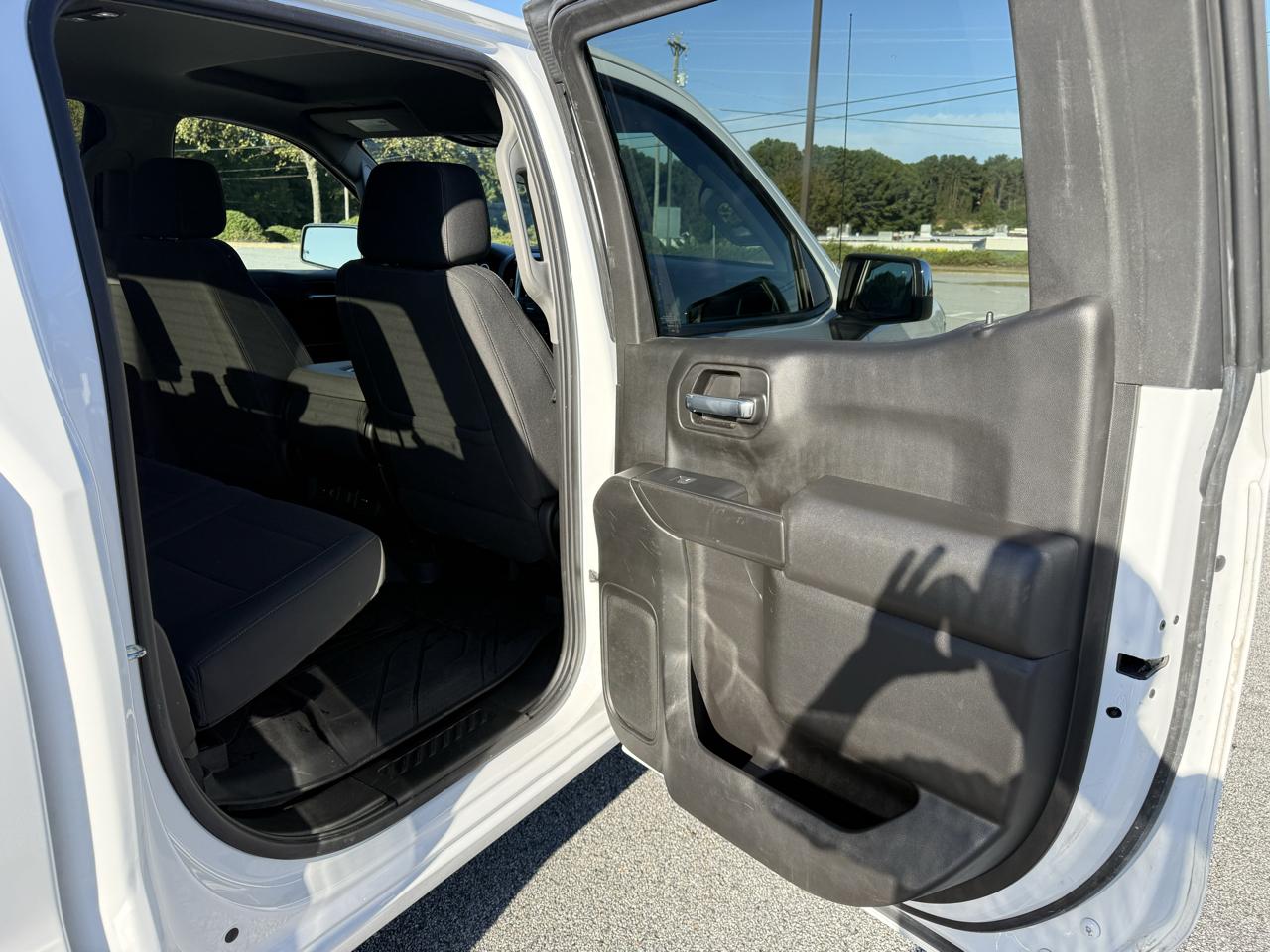 Chevrolet Silverado 1500 LT Crew Cab 2WD 2021