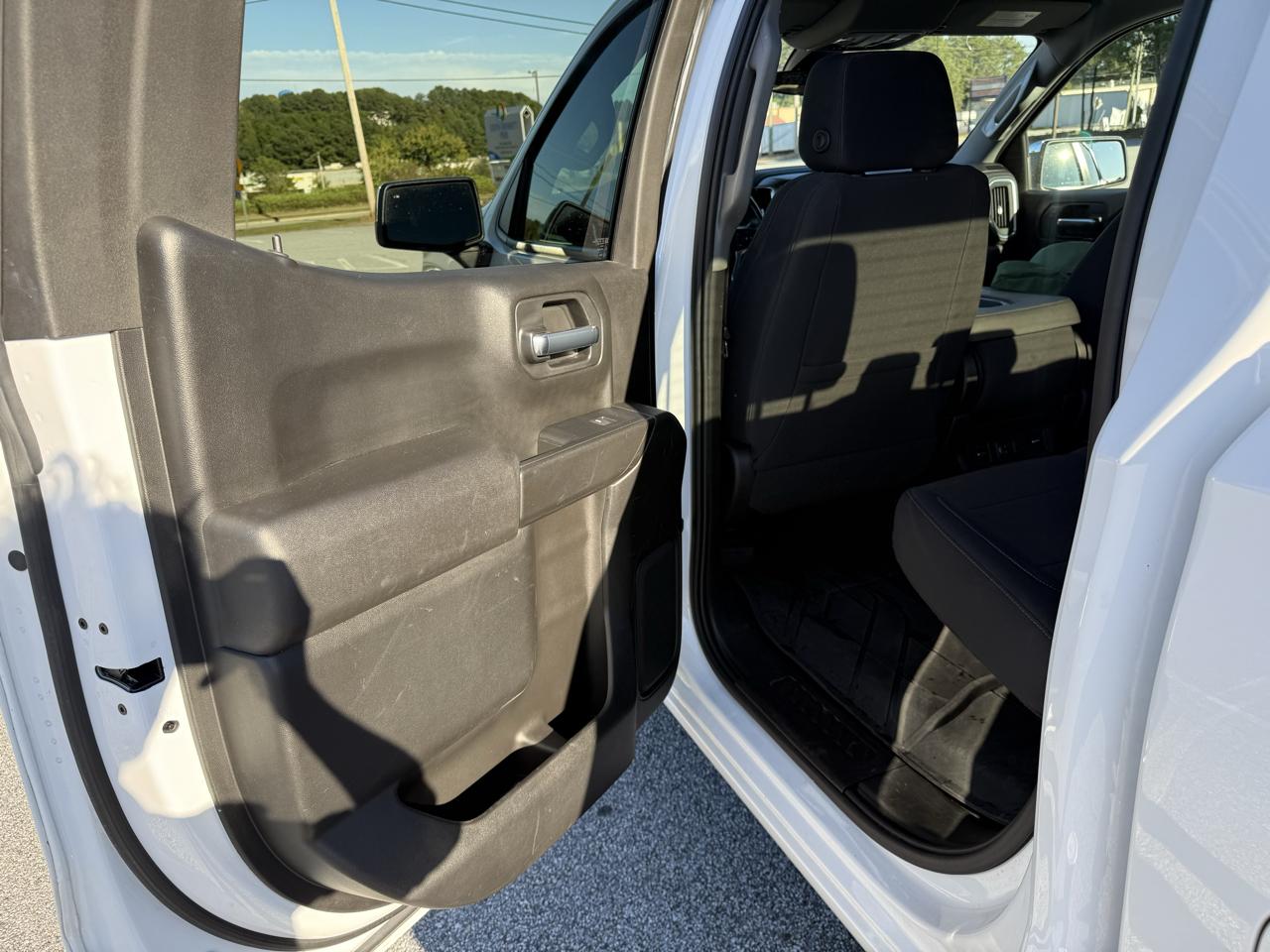 Chevrolet Silverado 1500 LT Crew Cab 2WD 2021
