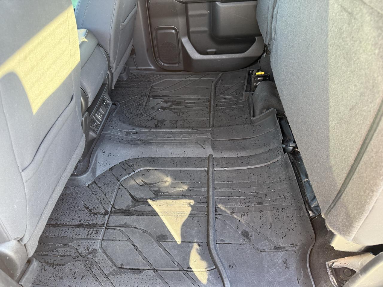 Chevrolet Silverado 1500 LT Crew Cab 2WD 2021
