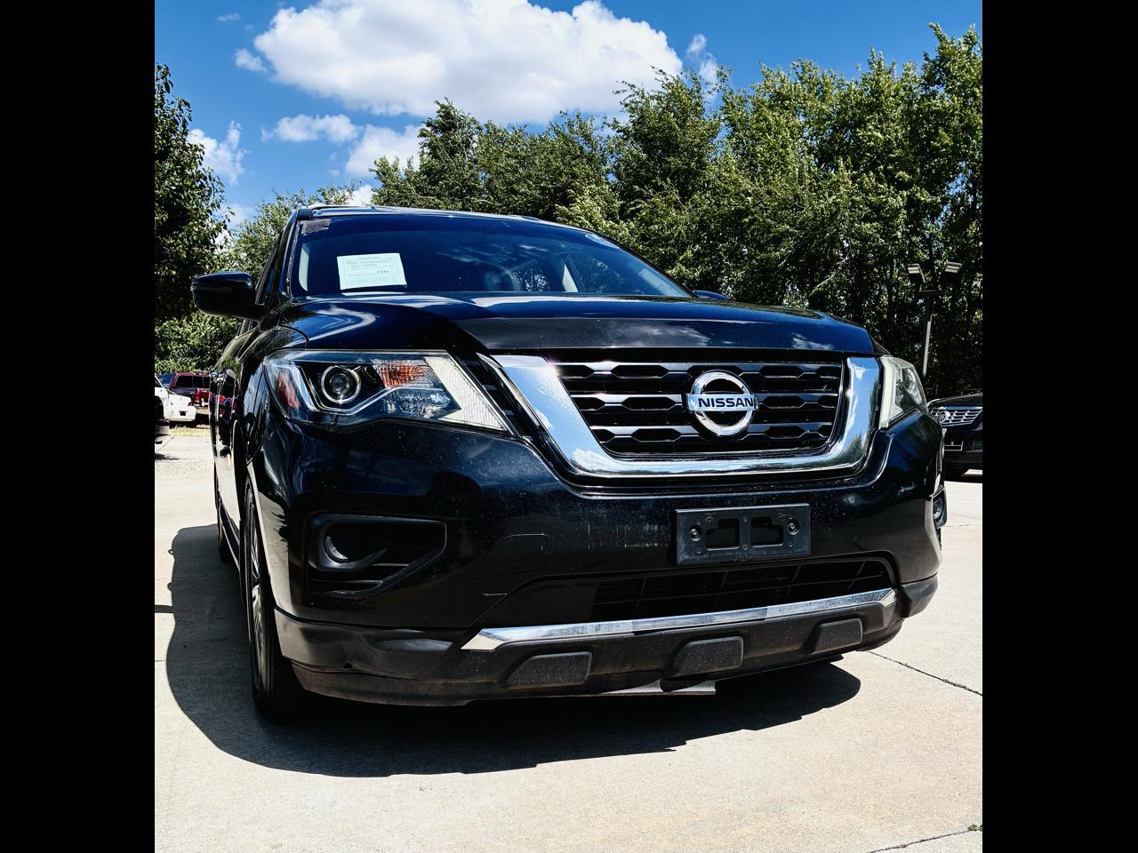2019 Nissan Pathfinder S