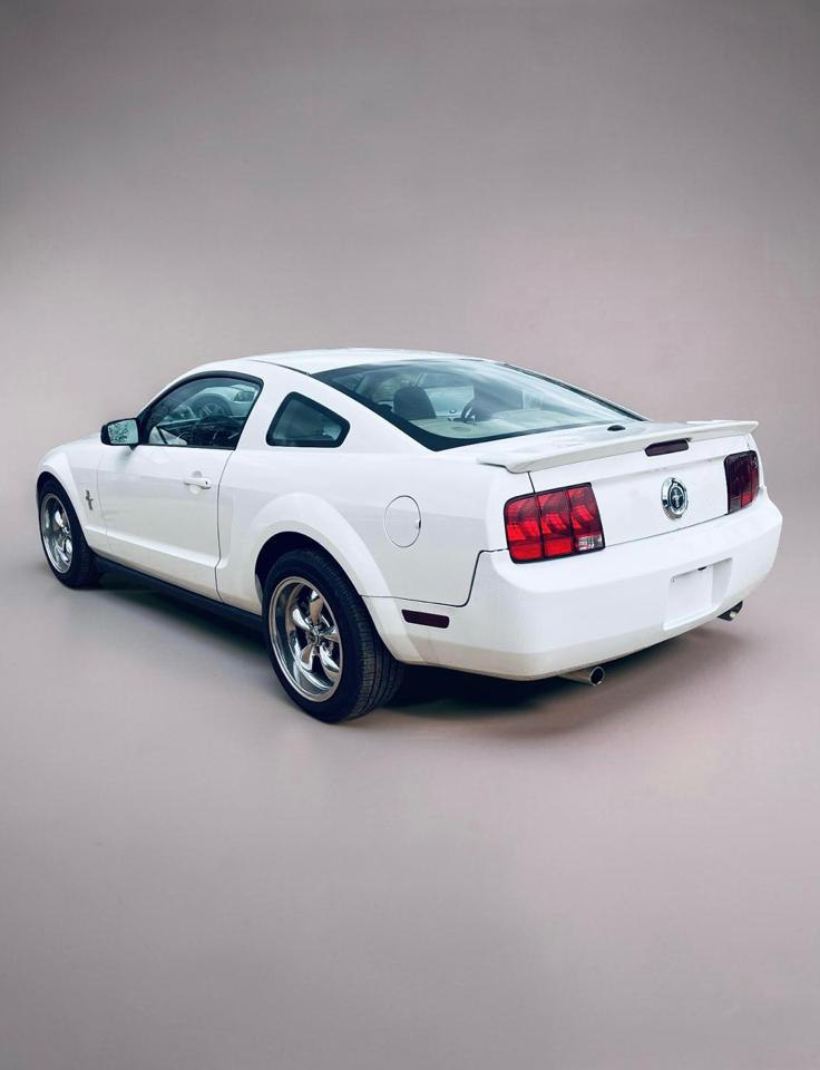 Ford Mustang V6 Premium Coupe 2008
