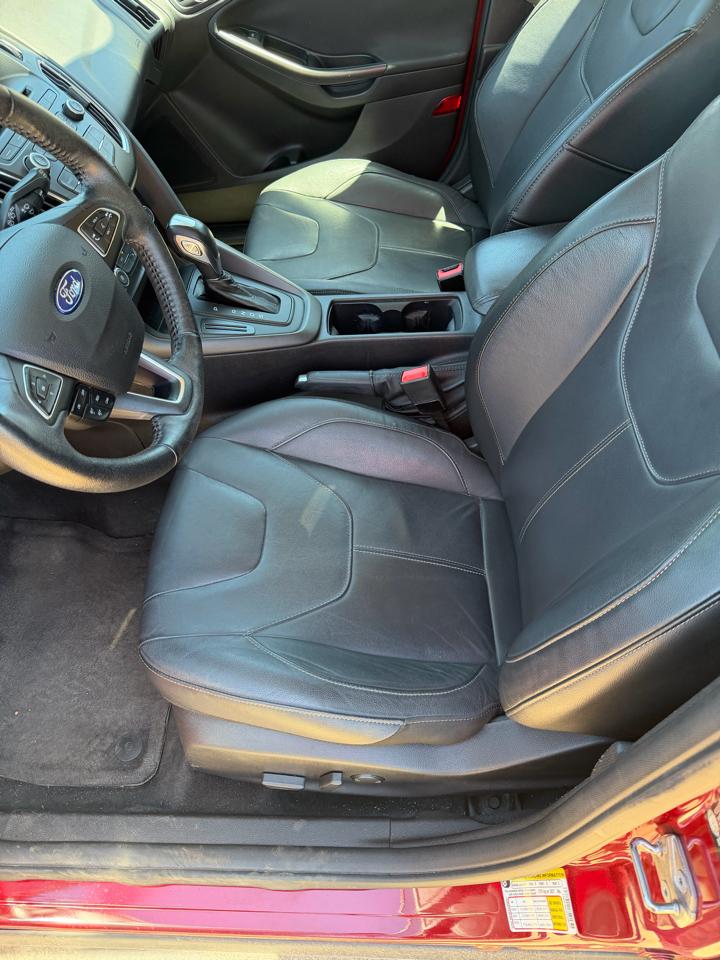 Ford Focus SE Hatch 2015