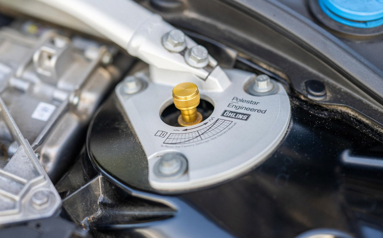 2023 Volvo V60 T8 Polestar photo 2