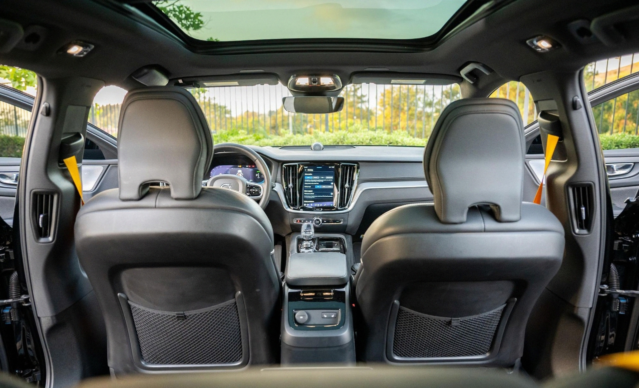 2023 Volvo V60 T8 Polestar photo 4