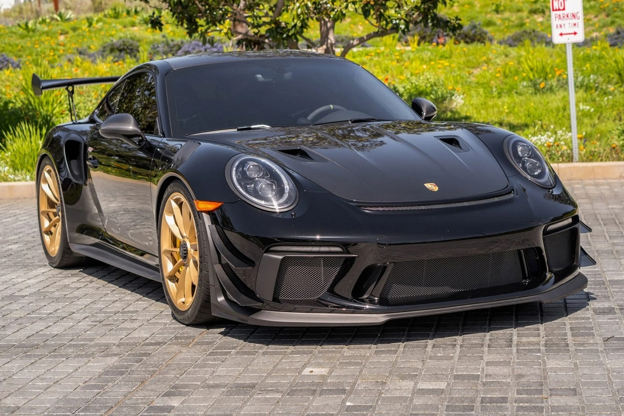 2019 Porsche 911 GT3 RS photo 2
