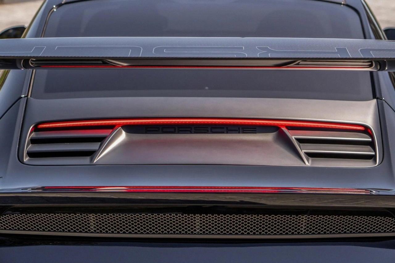 2019 Porsche 911 GT3 RS photo 4