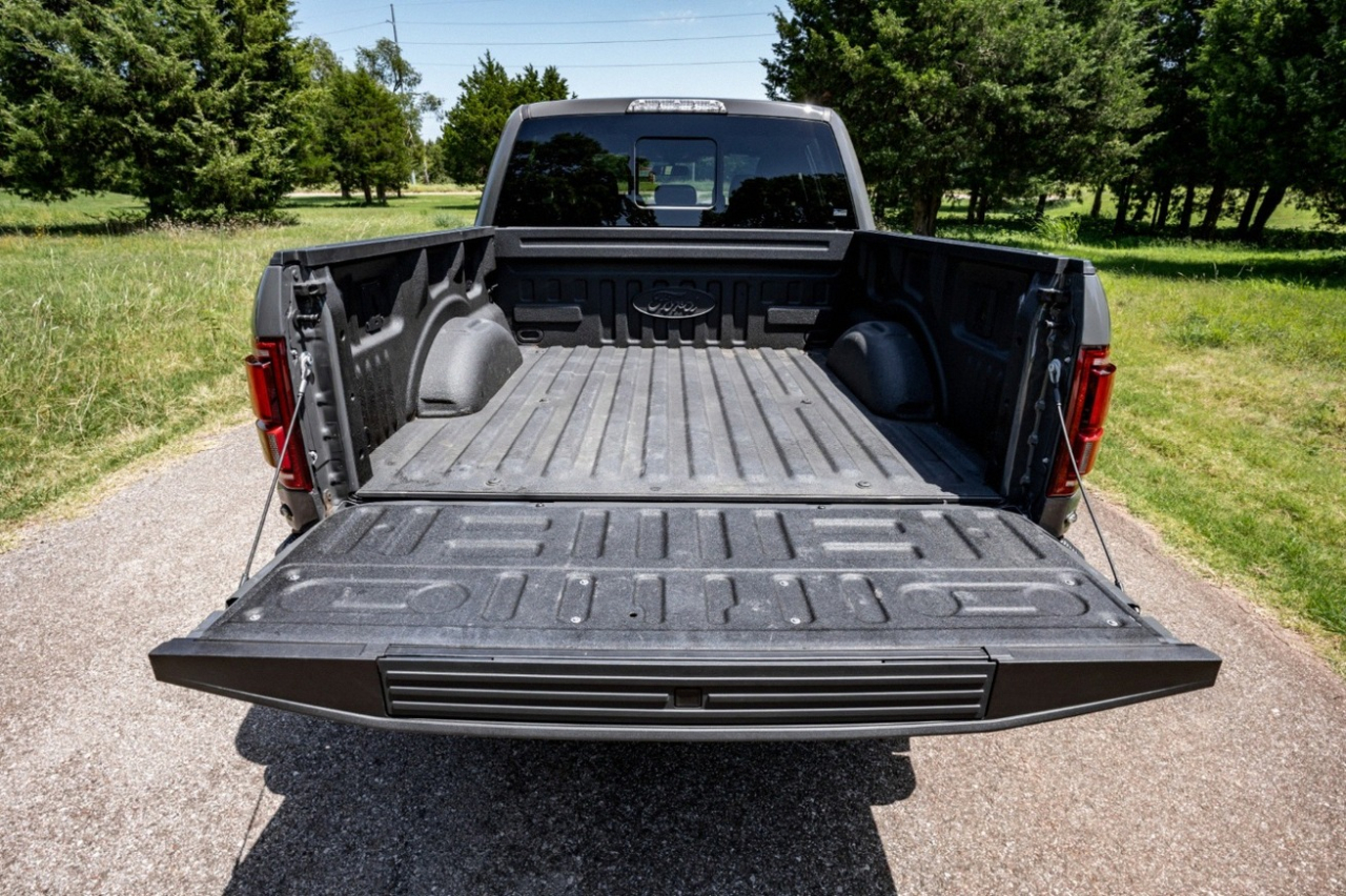 2020 Ford F-150 Raptor photo 4