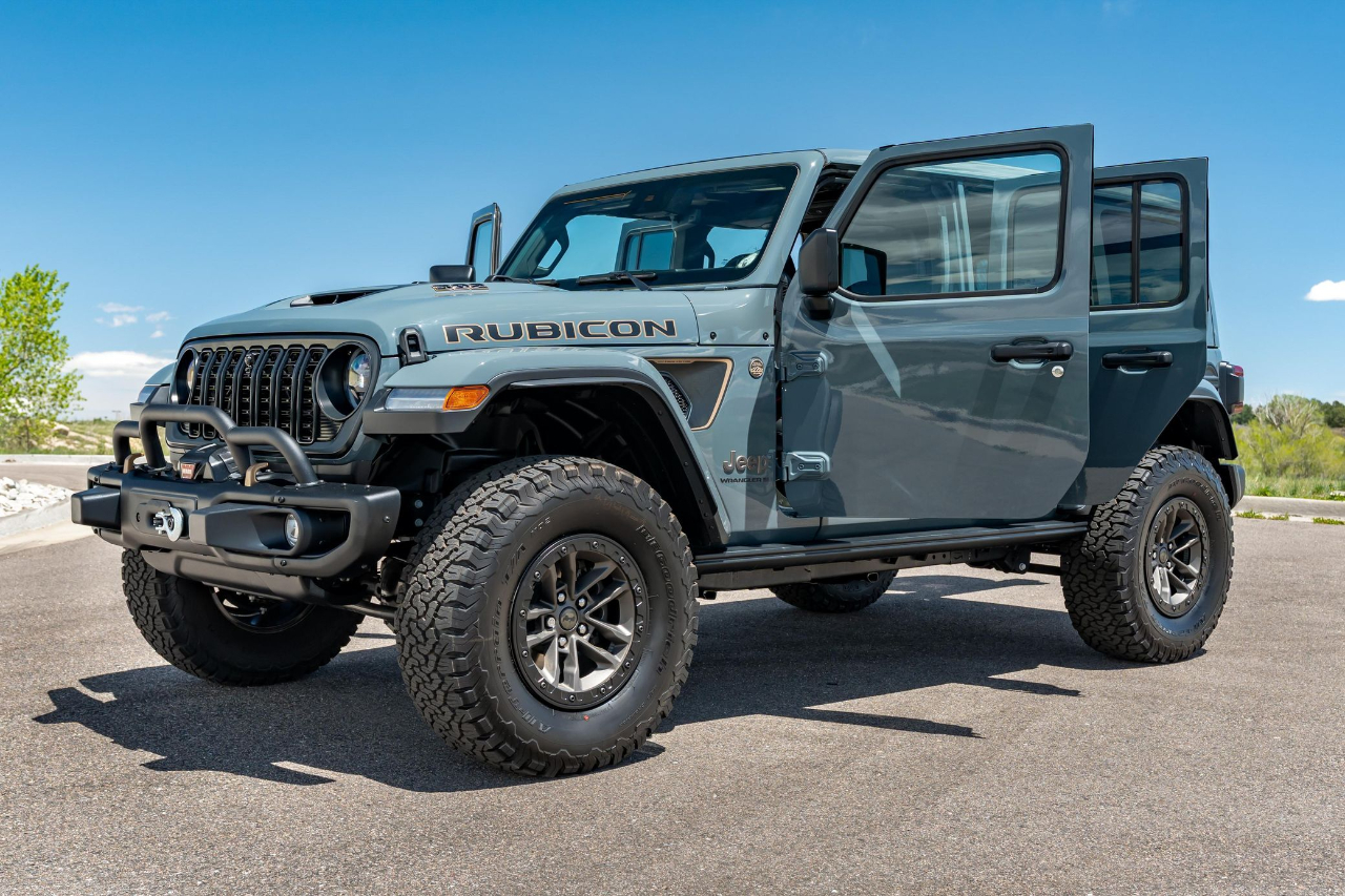 2024 Jeep Wrangler Rubicon 392 photo 4