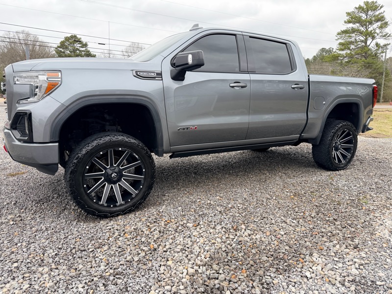 2020 GMC Sierra 1500 AT4 Crew Cab Short Box 4WD