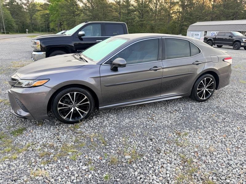 2019 Toyota Camry XLE